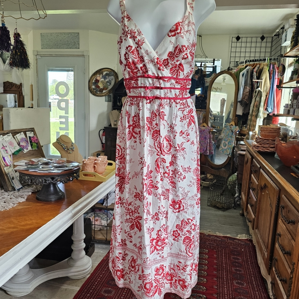 Robbie Bee Sundress with red floral design accented with 3 red bows